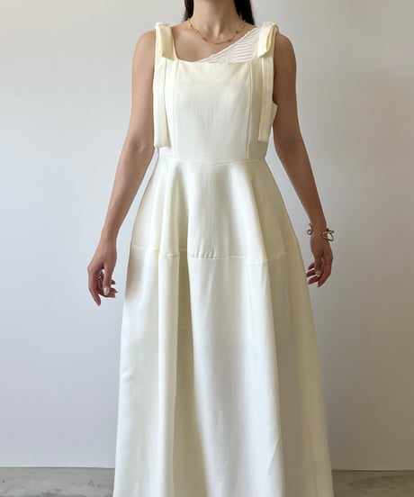 shoulder ribbon tai box onepiece