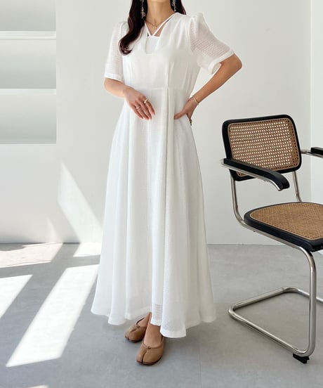tuck design silhouette onepiece