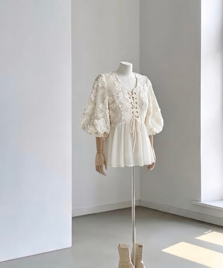 【再入荷】2way embroidery peplum tops