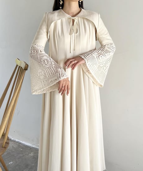 flare lace sleeve short bolero