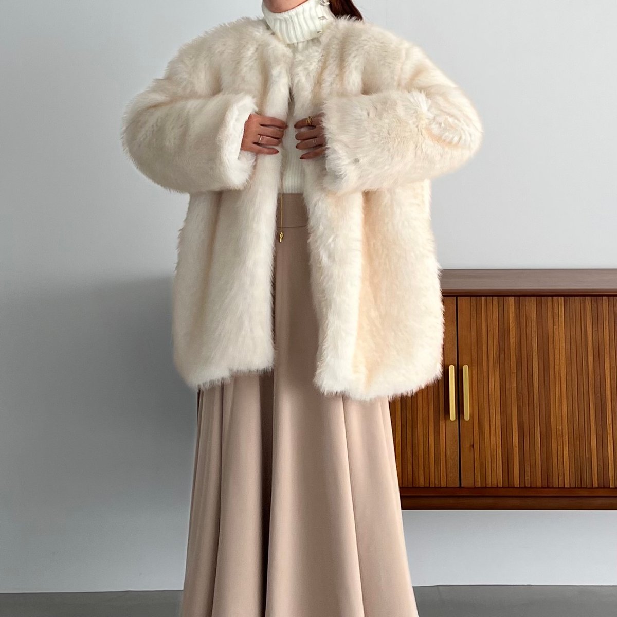 NO COLLAR VOLUME ECO FUR COAT⚠️1/31まで値下げ