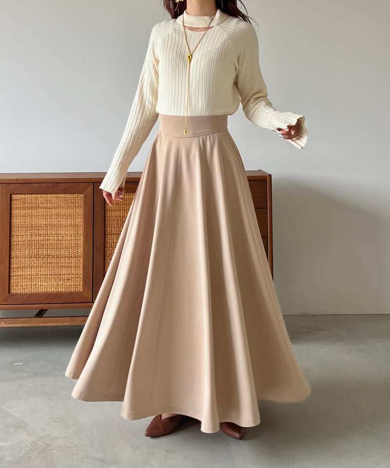 flare silhouette panel skirt(beige) | AÉRMA bou 