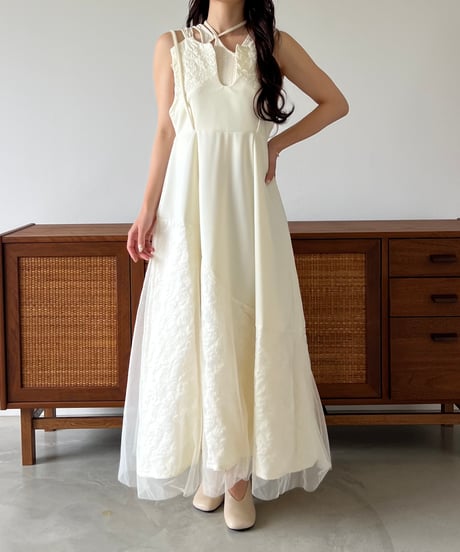 tulle layered cutting camionepiece