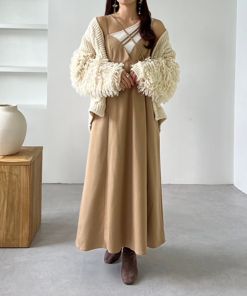 loop fringe cable cardigan (white) | AÉRMA bout 