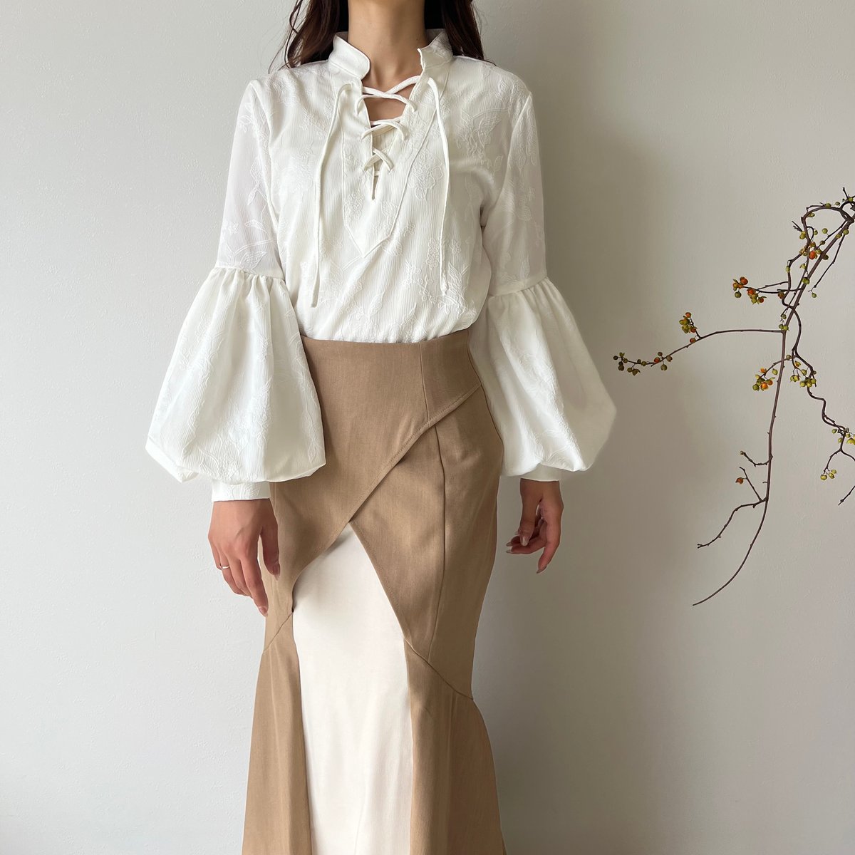 lace up balloon sleeve blouse | AÉRMA boutique