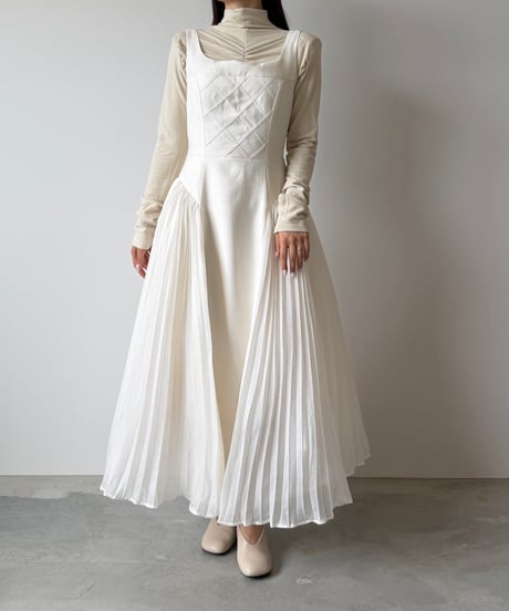 side pleats flare onepiece