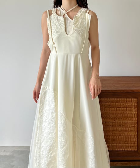 tulle layered cutting camionepiece