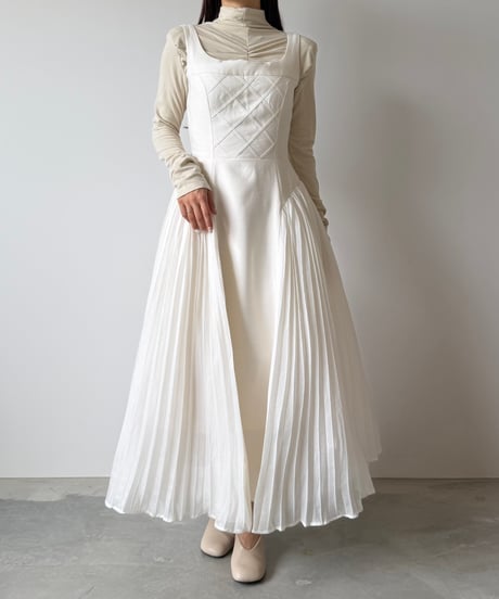 side pleats flare onepiece