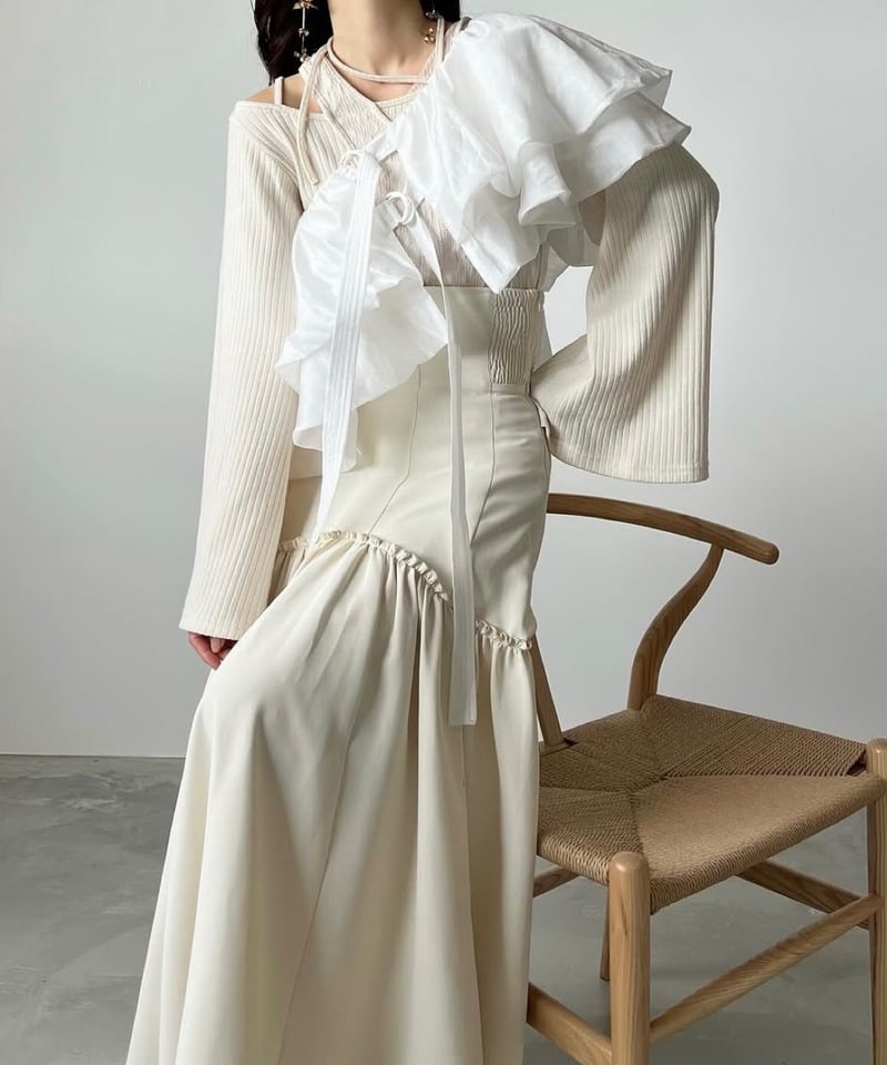 【新品未着用】MEER. AMERICAN SLEEVE FLARE TOP POTTERY SHORT BELL SLEEVE FLARE TOP