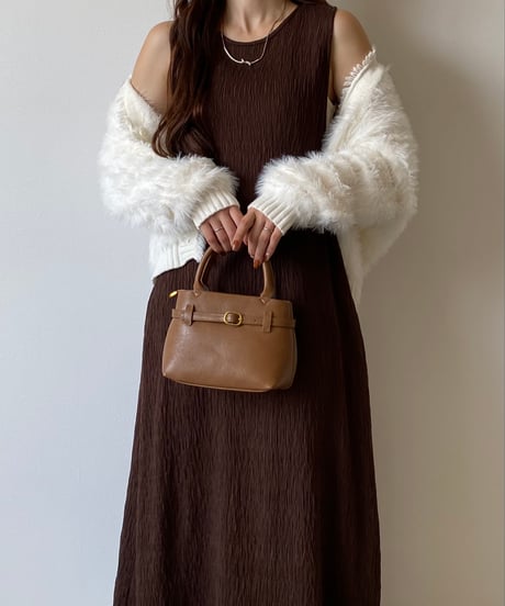back silhouette pleats onepiece
