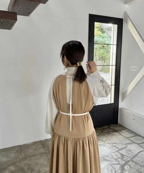 many way tiered design onepiece（white×brown）
