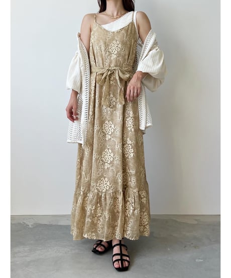 embroidery volume cami onepiece