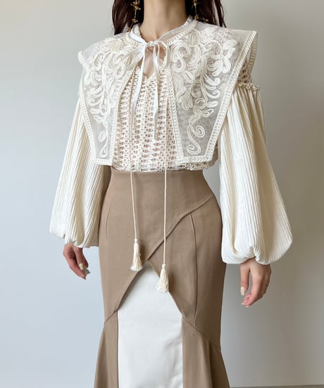 embroidery collar