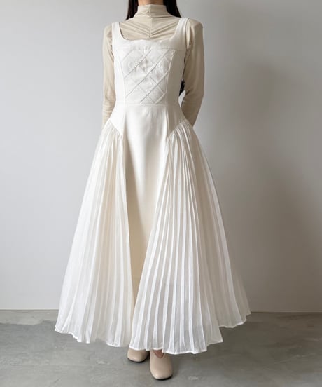 side pleats flare onepiece