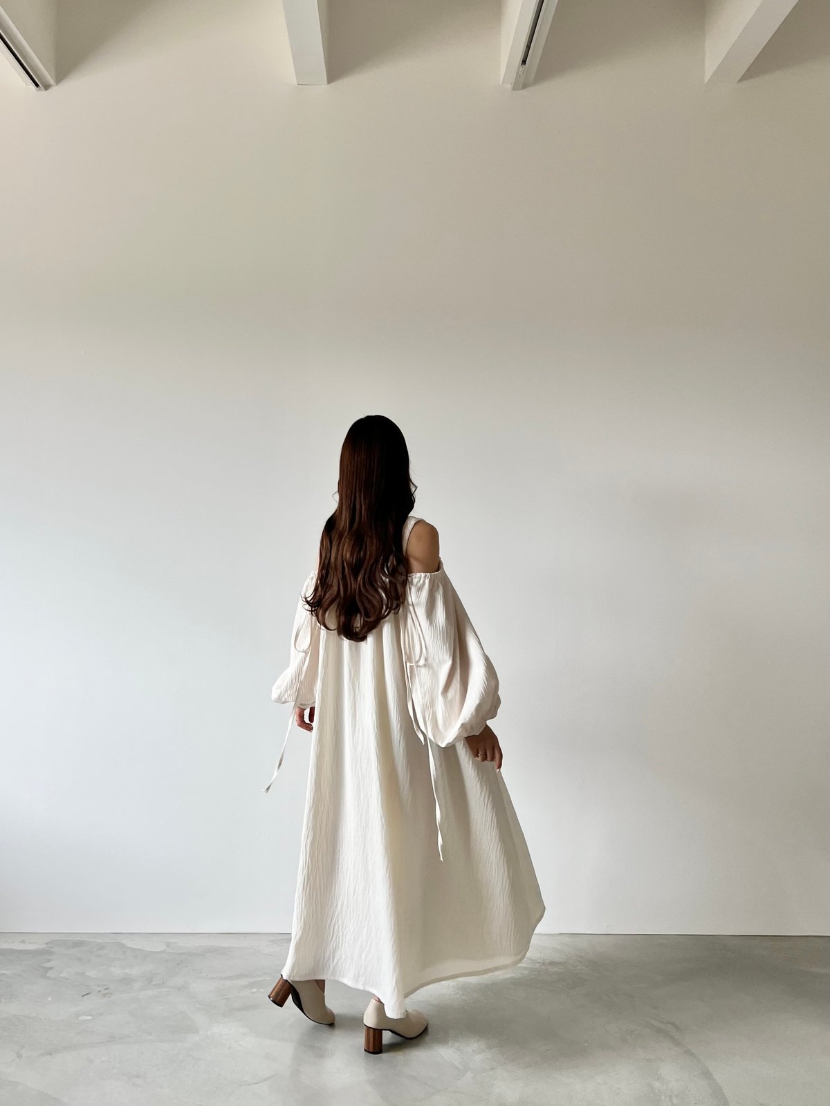 fether offshoulder ribbon onepiece アメルジュ fether offshoulder ribbon onepiece アメルジュ アメルジュ
