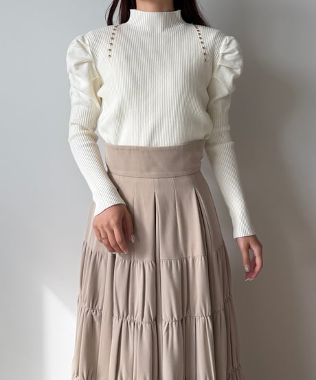 gold studs puff sleeve knit