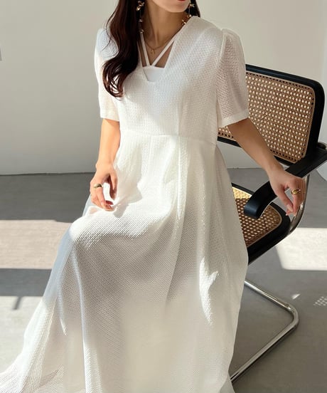 tuck design silhouette onepiece