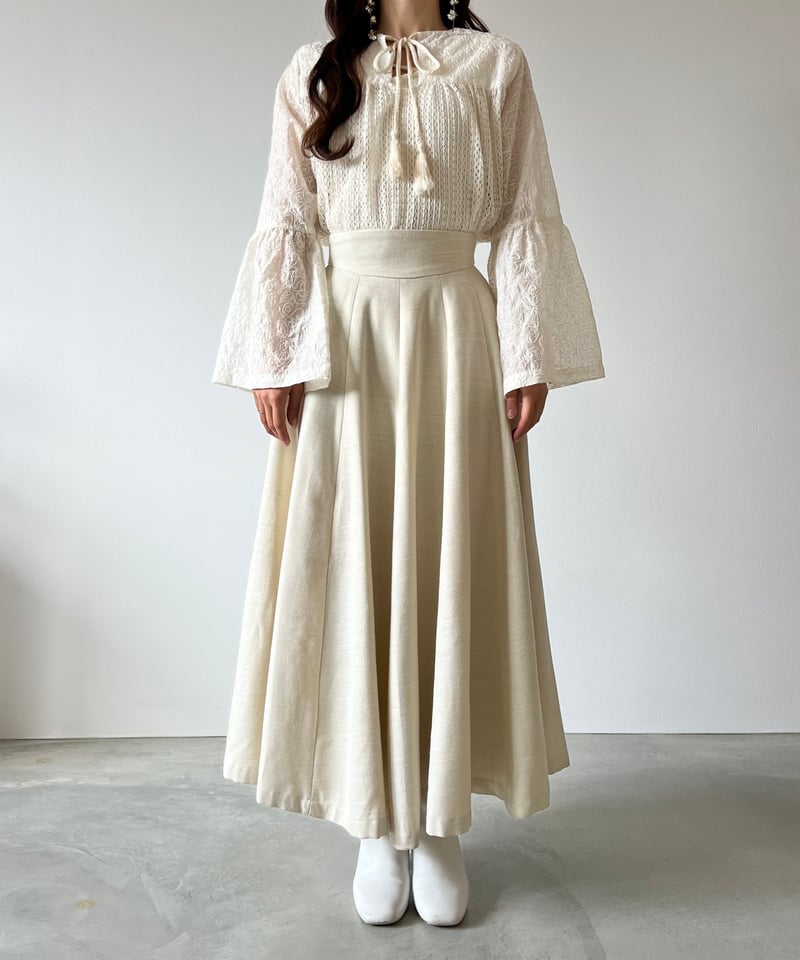 2way lace embroidery blouse | AÉRMA boutique