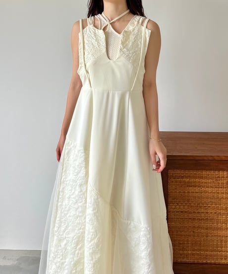 tulle layered cutting camionepiece
