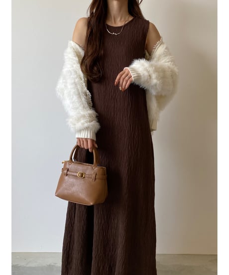 back silhouette pleats onepiece