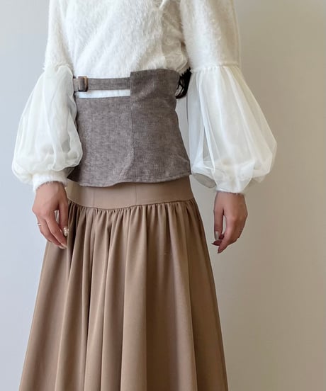 layered design belt skirt