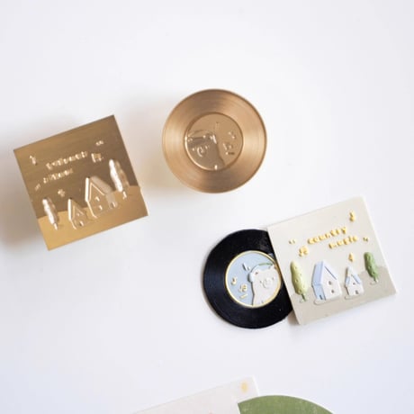 【くまレコード】30×30ｍｍ　*10382*　（C)