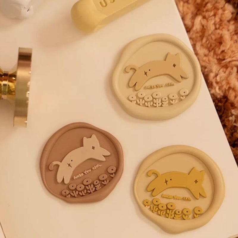 小躍り猫】29×25mm *10246* (C) | &made - シーリングスタンプ