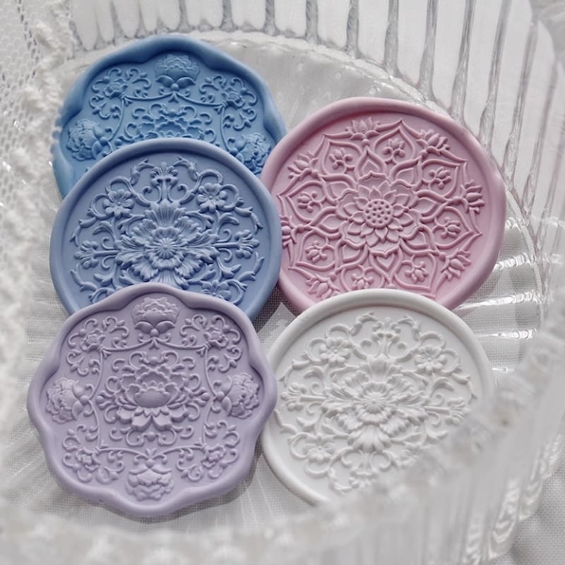 花模様-蓮】30×30mm *10385* (A) | &made - シーリングスタンプ専門店