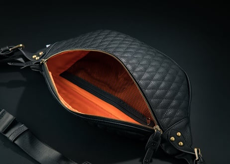 【DLMS】 OLDisNEW 'Old light'クロスボディバッグ DLM-441 Vegan leather(ｳﾞｨｰｶﾞﾝﾚｻﾞｰ)