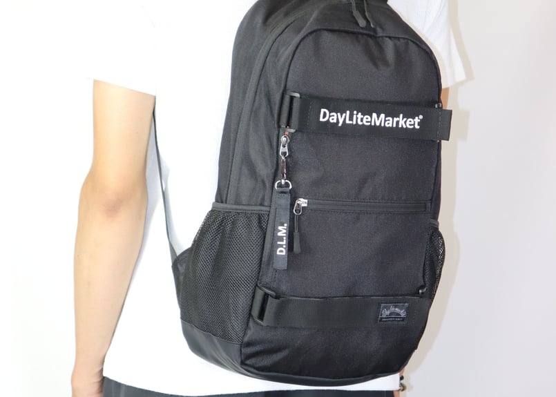 スケボー用リュック 軽量、撥水の素材を使用したスケートボードリュック DLM-345 | DLMS