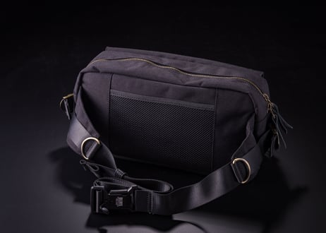 【DLMS】ｸﾛｽﾎﾞﾃﾞｨﾊﾞｯｸﾞ 'BEAT' DLM-445 CORDURA(ｺｰﾃﾞｭﾗ)