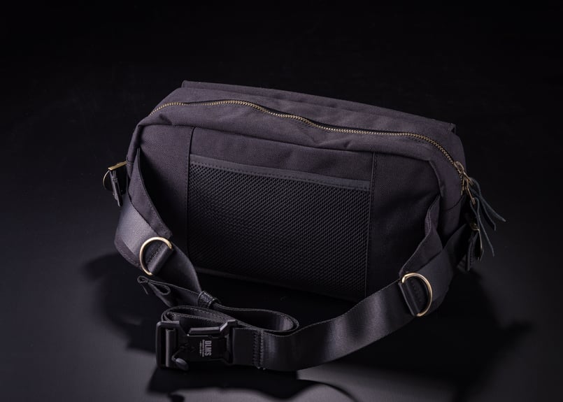 DLMS】ｸﾛｽﾎﾞﾃﾞｨﾊﾞｯｸﾞ 'BEAT' DLM-445 CORDURA(ｺｰﾃﾞ