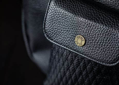 【DLMS】 OLDisNEW 'Old trail'ショルダーバッグ DLM-123 Vegan leather(ｳﾞｨｰｶﾞﾝﾚｻﾞｰ)