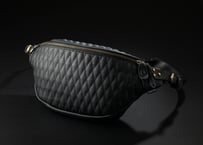【DLMS】 OLDisNEW 'Old light'クロスボディバッグ DLM-441 Vegan leather(ｳﾞｨｰｶﾞﾝﾚｻﾞｰ)