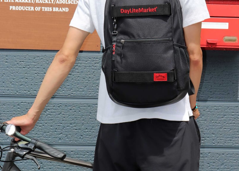 軽量、撥水の素材を使用したスケートボードリュック DLM-345 | DLMS