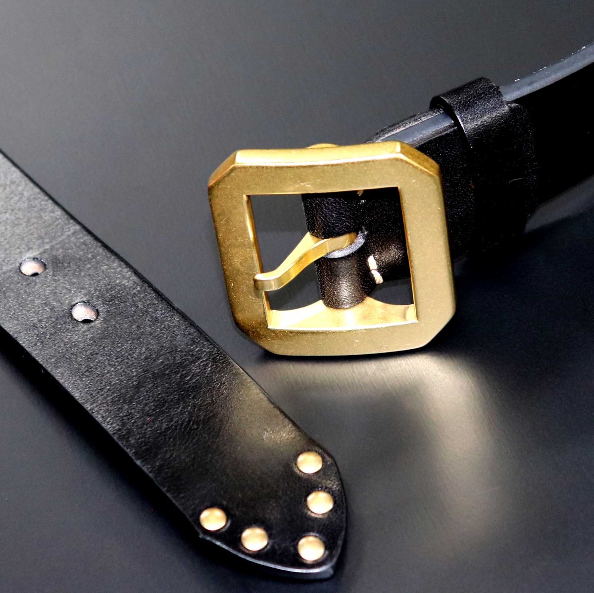 Cowhide leather』 38mm幅 真鍮ギャリソンバックル 革極厚5ミリベルト