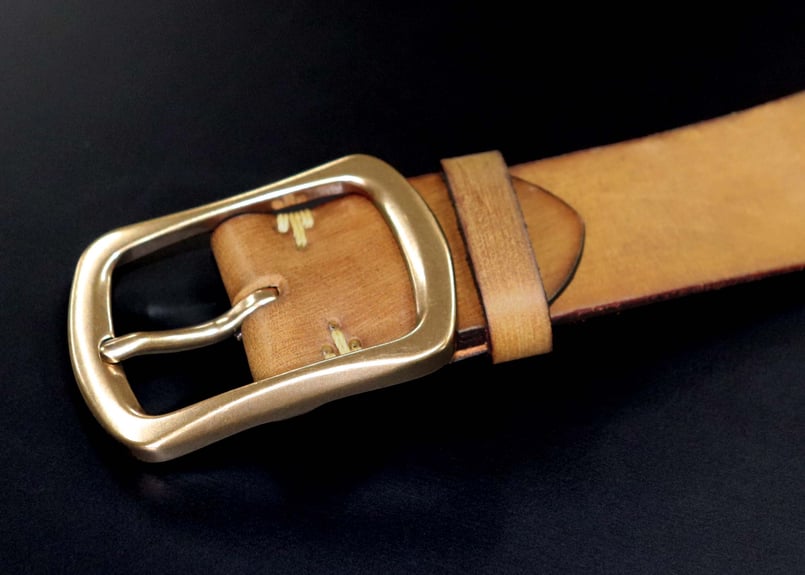 Washed leather』 38mm幅 真鍮バックル 洗い革加工ベルト DLM