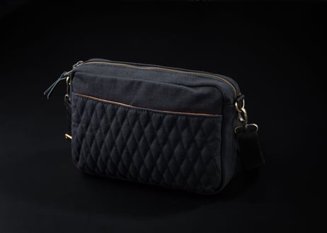 【DLMS】 OLDisNEW 'Old Symbol' ショルダーバッグ DLM-126 Canvas(ｷｬﾝﾊﾞｽ)