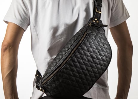 【DLMS】 OLDisNEW 'Old light'クロスボディバッグ DLM-441 Vegan leather(ｳﾞｨｰｶﾞﾝﾚｻﾞｰ)