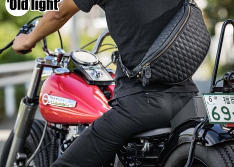 【DLMS】 OLDisNEW 'Old light'クロスボディバッグ DLM-441 Vegan leather(ｳﾞｨｰｶﾞﾝﾚｻﾞｰ)