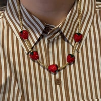 Kirakira strawberry necklace