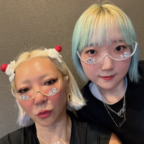Kirakira underglasses