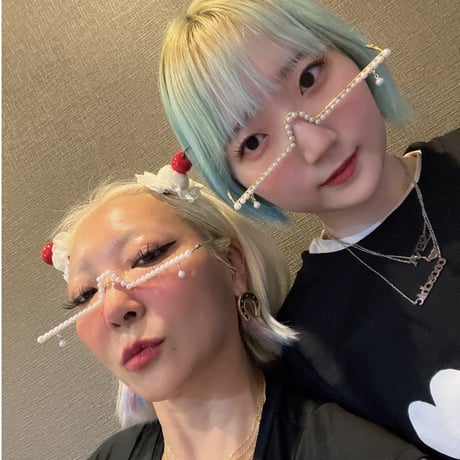Kirakira underglasses