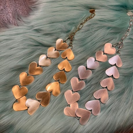 Matte hearts necklace
