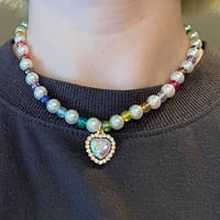 Colorful pearl necklace