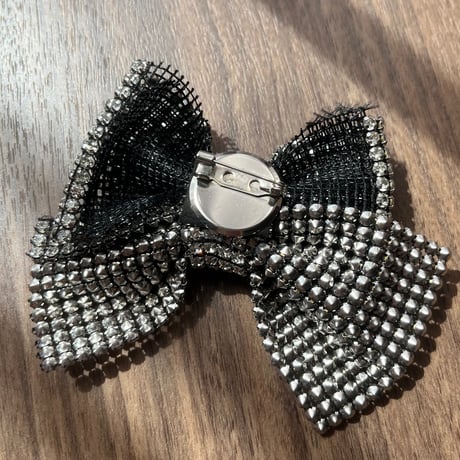 Big Ribbon Pin Brooch