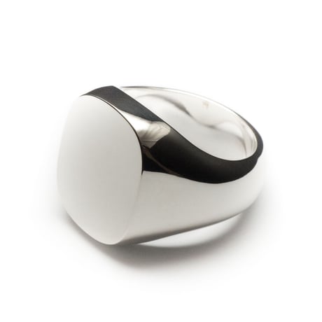 SIGNET RING CUSHION FACE  18 x 15mm