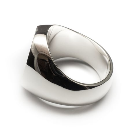 SIGNET RING OVAL FACE  20 x 17mm