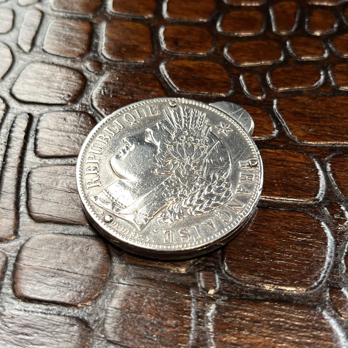 ELOI PERNET 1849 銀貨 シガーカッター | G of R & Co.