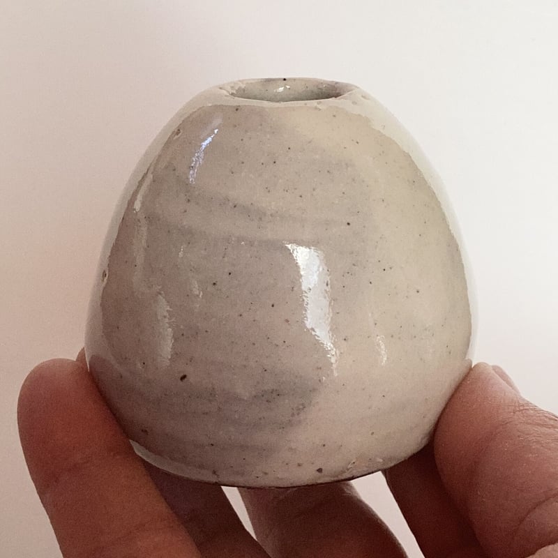 粉引淡斑手作り壺花器 山田 隆太郎 粉引 中花器 A – ippatsu